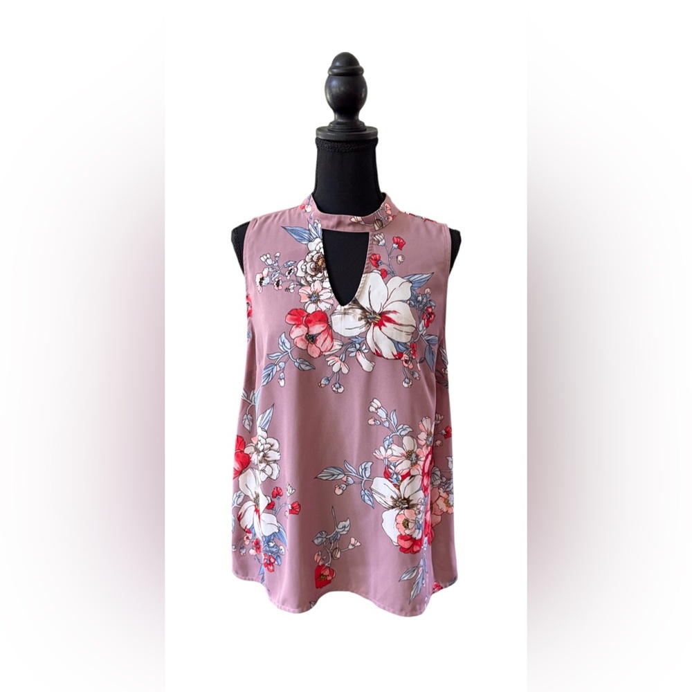 Collective Concepts: Floral Sleeveless Mauve Key Hole Top